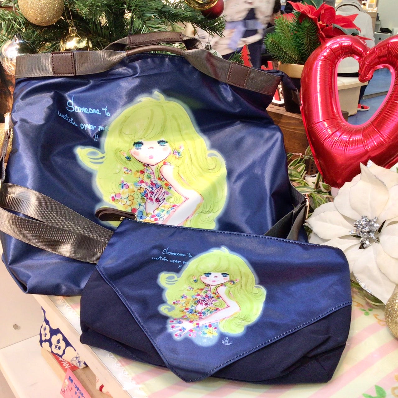 【水森亜土】アディーフスカーフ親子バック(ネイビー/ベージュ/ワインレッド/ブラック)〈SAC × 水森亜土コラボ商品〉/プレゼント/ギフト/カバン