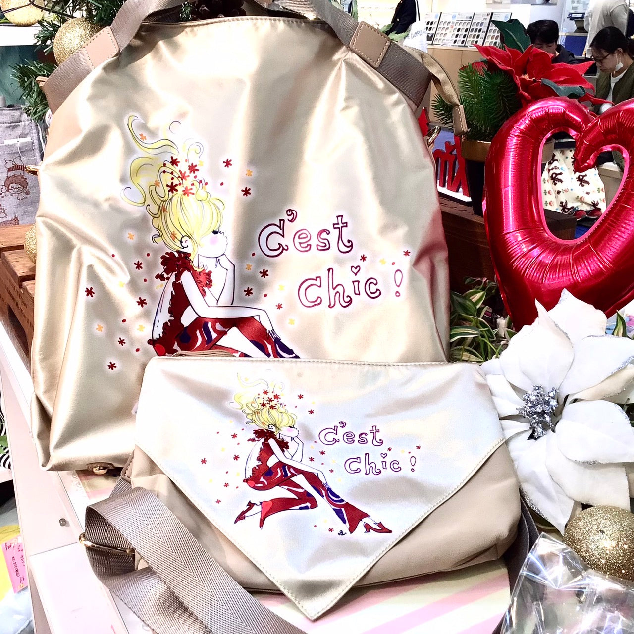 【水森亜土】アディーフスカーフ親子バック（ネイビー/ベージュ/ワインレッド/ブラック)〈SAC × 水森亜土コラボ商品〉/プレゼント/ギフト/カバン